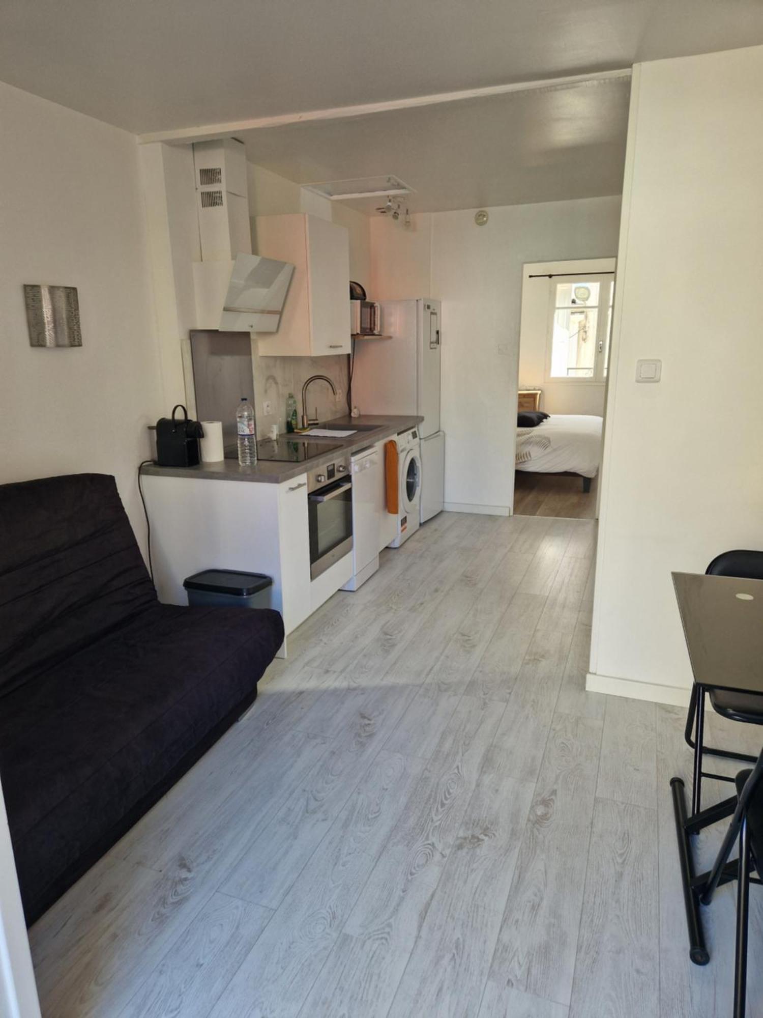 Appartement Avec Terrasse Saint Laurent De La Salanque Exterior photo